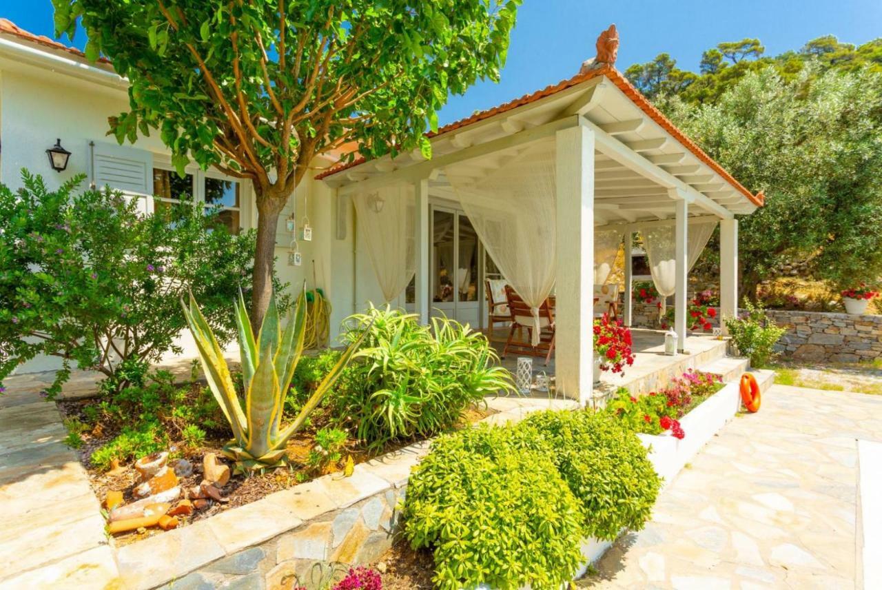 Villa Tassoula Isomata Екстериор снимка